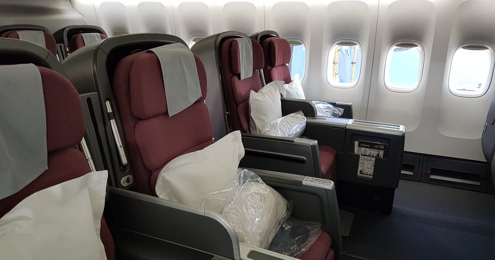 Flight Review Qantas Qf28 Business Class Santiago To Sydney