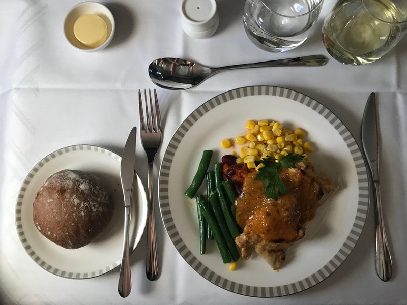 Food presentation is one of Singapore Airline's strongest points. Lunch looked and tasted great too.