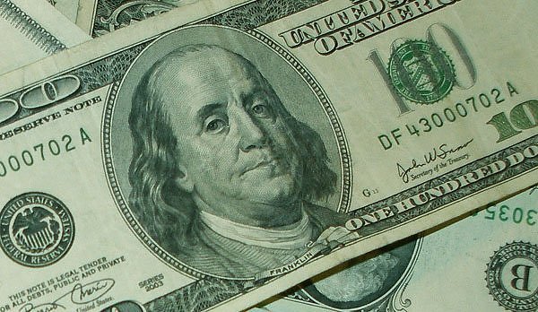 One hundred US Dollar banknote. (Image: Aidan C. Siegel)
